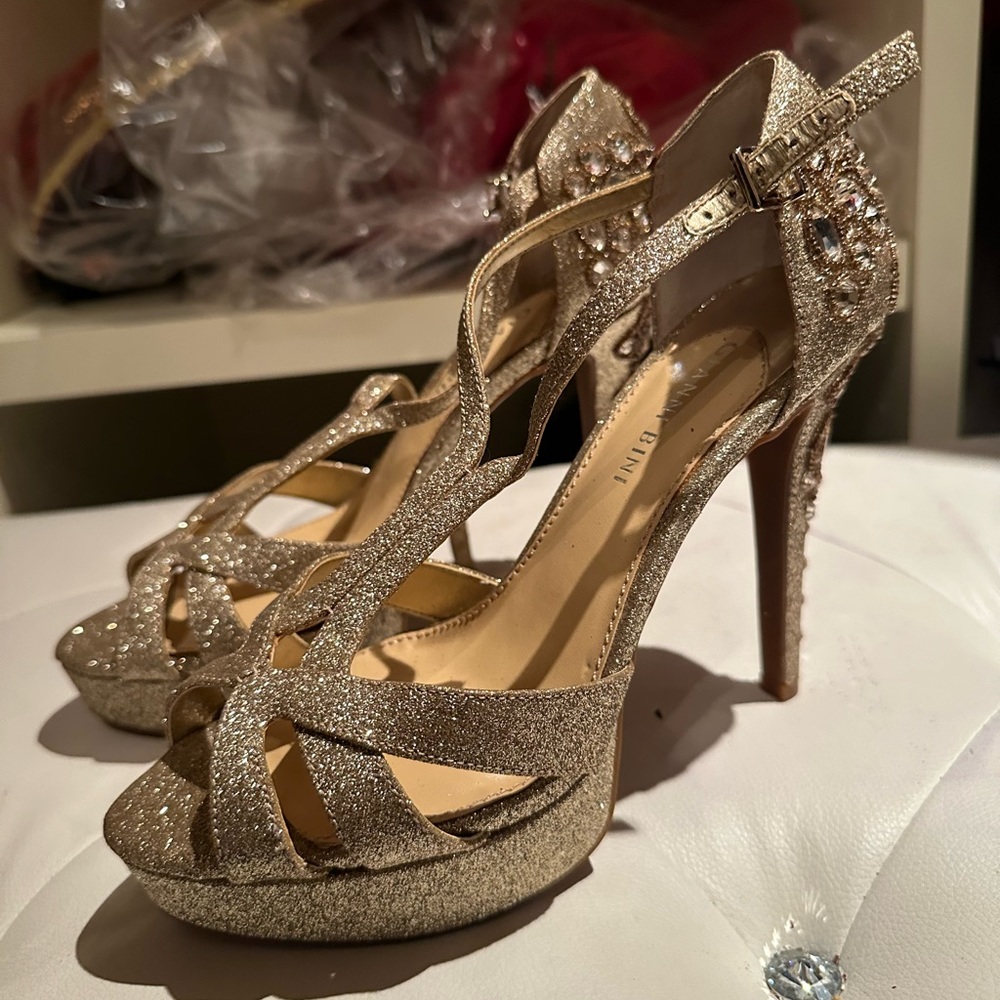 GIANNI BINI GOLD HEELS